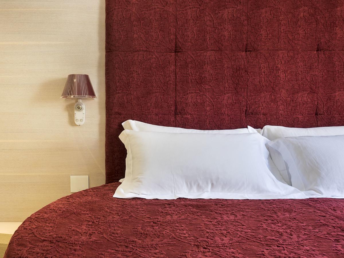 Duomo Suites & Spa Катанія Екстер'єр фото